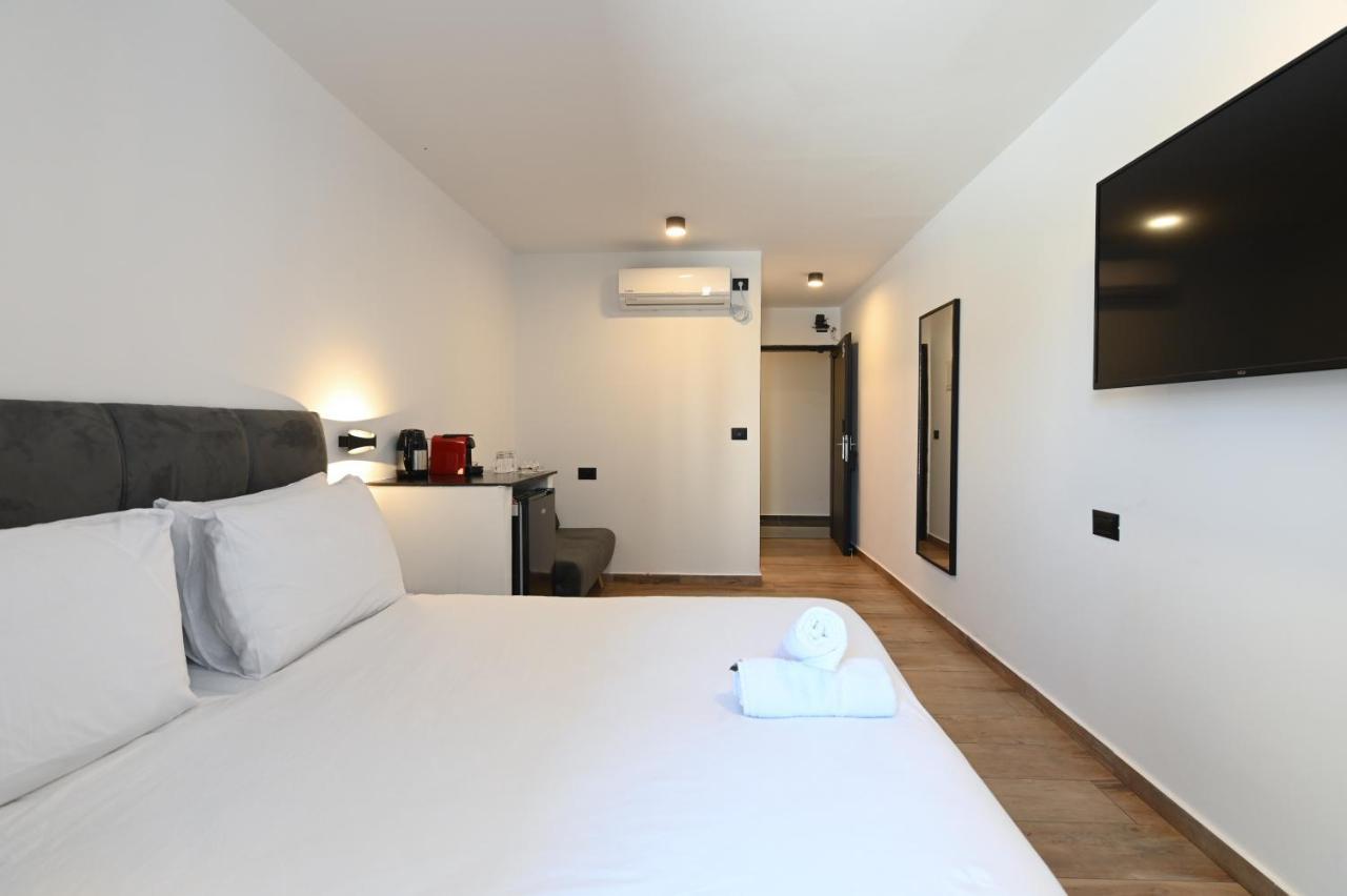 Selfie'S Boutique Hotel Tiberias Exterior photo